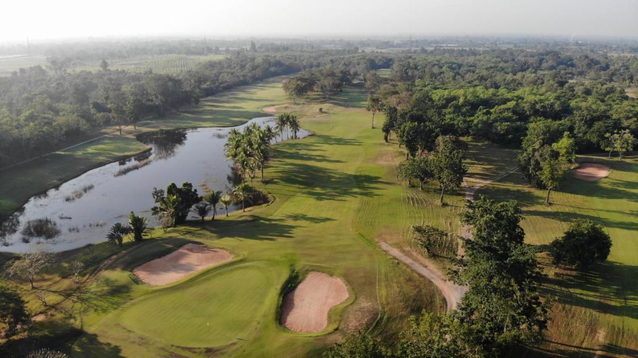 Korat Country Club Golf And Resort 나콘라차시마 외부 사진